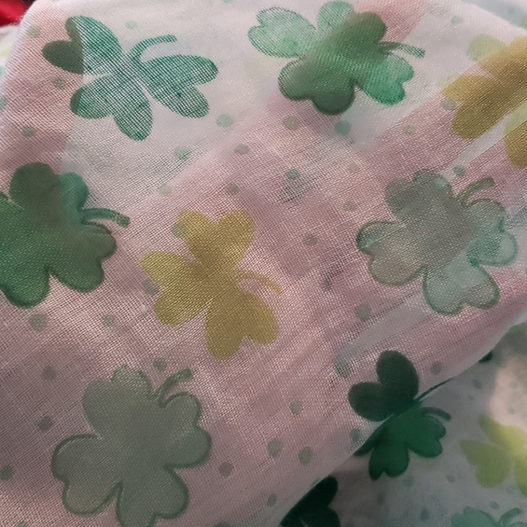 Shamrock & 4 Leaf Clover Infinity Scarf - Picture 3 of 4